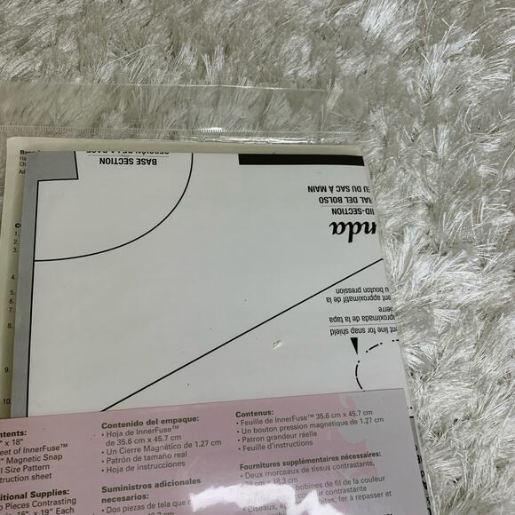 Handbag Kit with Innerfuse Contains the Pattern and Innerfuse - Picture 2 of 5